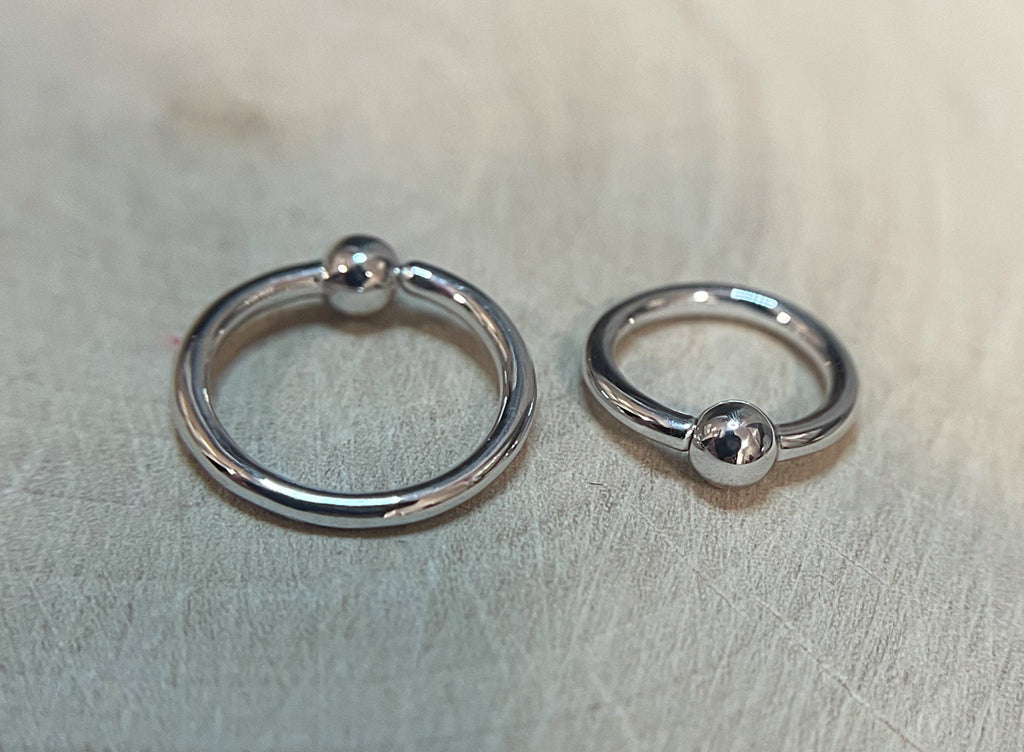 White Gold Fixed Bead Ring by Junipurr